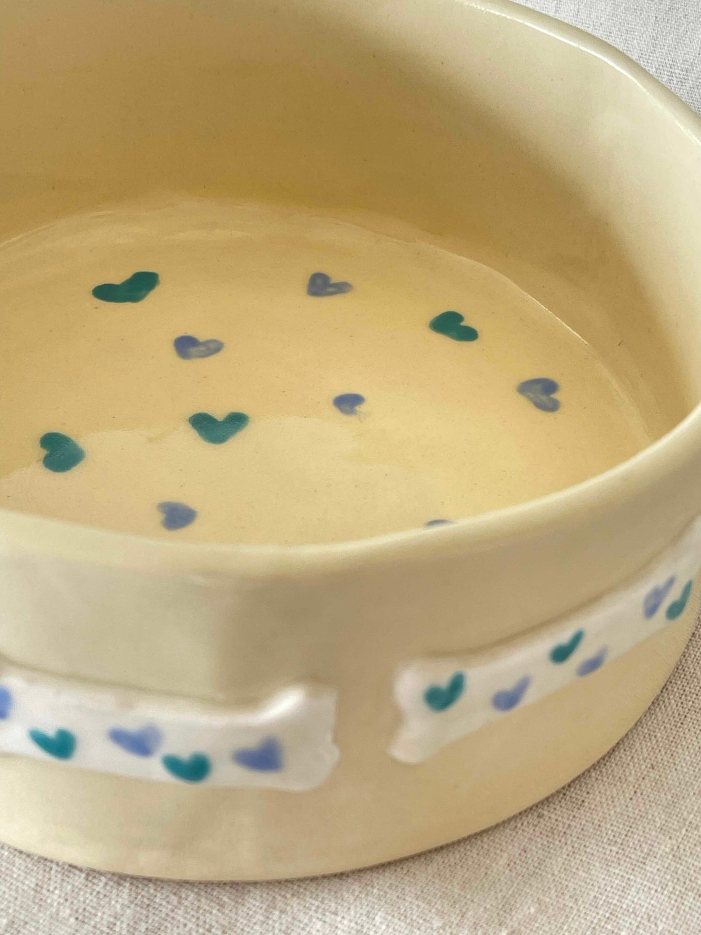 Bones & Hearts Bowl – Medium